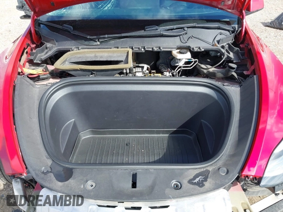 2020 Tesla Model Y Long Range with VIN 5YJYGDEE9LF009957, listed as a IAAI auction lot 41780248 with 31,053 mi miles and . Bid and sale history available at DreamBid. Image 10.