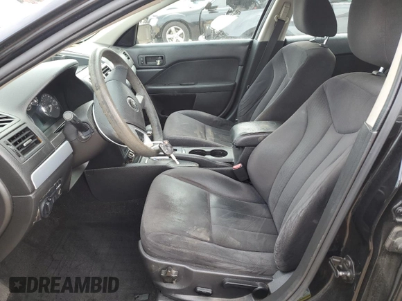 2009 Mercury Milan with VIN 3MEHM07Z59R615067, listed as a Copart auction lot 44774635 with 181,177 mi miles and Salvage title. Bid and sale history available at DreamBid. Image 7.