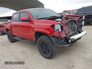2022 Toyota Tacoma SR z VIN 3TYAX5GN7NT060882, wystawiony jako IAAI lot #42042361 z przebiegiem 31 548 mil mil oraz . Historia ofert i sprzedaży dostępna na DreamBid. Obrazek 1.