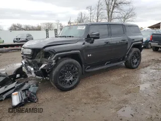 2024 GMC Hummer EV 2X with VIN 1GKB0NDE4RU104402, listed as a Copart auction lot 50191545 with 15,506 mi miles and Salvage Title. Bid and sale history available at carsss.com. Image 1.