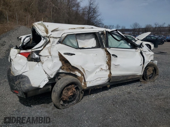 2020 Nissan Kicks S z VIN 3N1CP5BV2LL542323, wystawiony jako Copart lot #51383425 z przebiegiem Nie podano mil oraz Nie do naprawy. Historia ofert i sprzedaży dostępna na DreamBid. Obrazek 3.