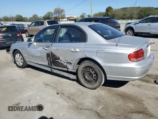 2005 Hyundai Sonata GL with VIN KMHWF25S95A112386, listed as a Copart auction lot 75680044 with 61,721 mi miles and Salvage Title. Bid and sale history available at carsss.com. Image 2.