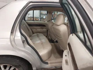 2006 Mercury Grand Marquis LS Premium with VIN 2MEFM75V86X652742, listed as a IAAI auction lot 41839679 with 212,821 mi miles. Bid and sale history available at carsss.com. Image 8.