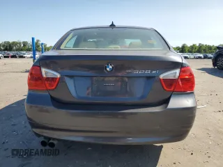 2007 BMW 3 Series 328xi z VIN WBAVC93537K030372, wystawiony jako Copart lot #59090425 z przebiegiem 191 023 mil mil oraz Czysty tytuł • Clean title. Historia ofert i sprzedaży dostępna na DreamBid. Obrazek 6.