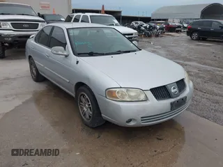 2006 Nissan Sentra S z VIN 3N1CB51D86L574348, wystawiony jako IAAI lot #42398109 z przebiegiem 131 955 mil mil oraz . Historia ofert i sprzedaży dostępna na DreamBid. Obrazek 1.