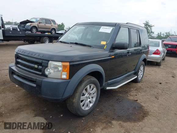 2006 Land Rover LR3 SE with VIN SALAE25436A403902, listed as a IAAI auction lot 42680247 with 111,605 mi miles and . Bid and sale history available at DreamBid. Image 2.