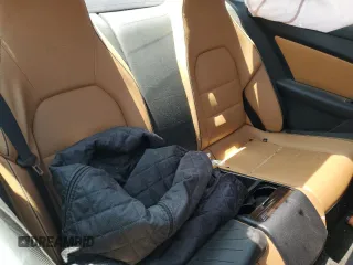 2014 Mercedes-Benz E 550 с VIN WDDKJ7DB4EF240222, выставлен на аукционе Copart как лот 63444535 с пробегом Не указан миль и Списание • Salvage title. История ставок и продаж доступна на DreamBid. Изображение 10.