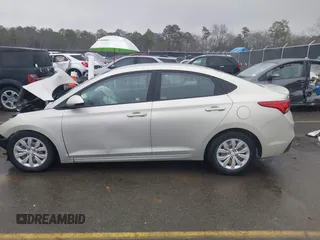 2019 Hyundai Accent SE with VIN 3KPC24A30KE062791, listed as a IAAI auction lot 41608061 with 80,397 mi miles. Bid and sale history available at carsss.com. Image 14.