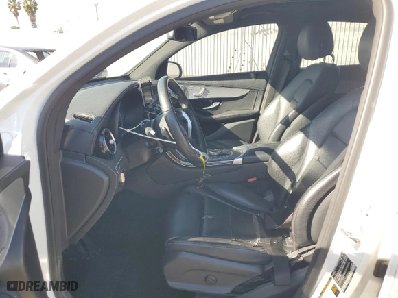 2019 Mercedes-Benz GLC with VIN WDC0J4KB7KF627632, listed as a Copart auction lot 49892845 with 97,134 mi miles and Salvage Title. Bid and sale history available at carsss.com. Image 7.