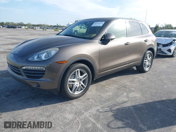 2011 Porsche Cayenne S Hybrid with VIN WP1AE2A29BLA94414, listed as a IAAI auction lot 41644386 with 76,095 mi miles. Bid and sale history available at carsss.com. Image 17.