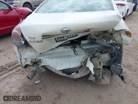 2009 Nissan Altima SL with VIN 1N4AL21EX9N537305, listed as a IAAI auction lot 41958558 with 179,070 mi miles and . Bid and sale history available at DreamBid. Image 6.