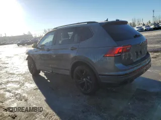 2024 Volkswagen Tiguan SE R-Line Black with VIN 3VV8B7AX9RM129190, listed as a Copart auction lot 88145965 with 3,921 mi miles and Salvage title. Bid and sale history available at DreamBid. Image 2.