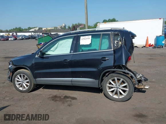 2017 Volkswagen Tiguan Wolfsburg Edition with VIN WVGSV7AX8HK028638, listed as a IAAI auction lot 42562548 with 80,315 mi miles and . Bid and sale history available at DreamBid. Image 14.