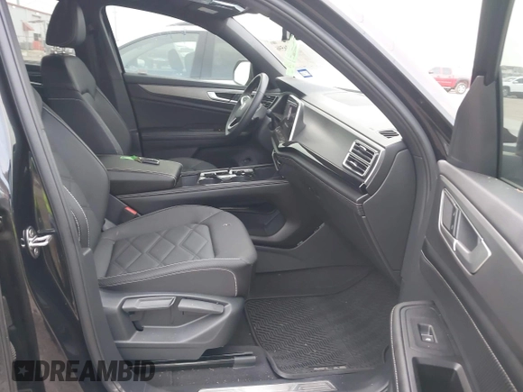 2024 Volkswagen Atlas SE с VIN 1V2WE2CA6RC202251, выставлен на аукционе IAAI как лот 42036596 с пробегом 13 531 миль миль и . История ставок и продаж доступна на DreamBid. Изображение 5.