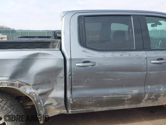 2022 GMC Sierra 1500 AT4 with VIN 1GTU9EET7NZ212467, listed as a IAAI auction lot 41680267 with 48,978 mi miles. Bid and sale history available at carsss.com. Image 18.