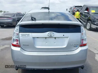 2009 Toyota Prius with VIN JTDKB20U697891403, listed as a IAAI auction lot 42091784 with 193,319 mi miles. Bid and sale history available at carsss.com. Image 17.