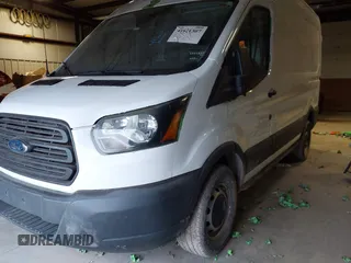 2017 Ford Transit с VIN 1FTYR1CM1HKA34512, выставлен на аукционе IAAI как лот 41621307 с пробегом 215 205 миль миль и . История ставок и продаж доступна на DreamBid. Изображение 18.