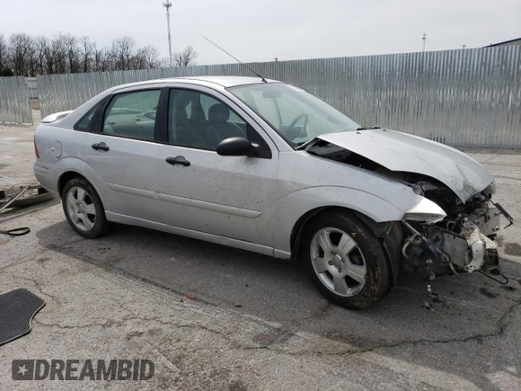 2004 Ford Focus SE with VIN 1FAFP34344W113759, listed as a Copart auction lot 51386335 with 148,267 mi miles and Salvage title. Bid and sale history available at DreamBid. Image 4.