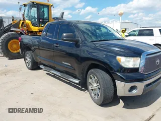 2012 Toyota Tundra z VIN 5TFRM5F12CX049916, wystawiony jako IAAI lot #42193327 z przebiegiem 118 457 mil mil oraz . Historia ofert i sprzedaży dostępna na DreamBid. Obrazek 1.