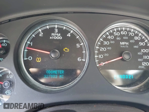 2008 GMC Yukon XL SLT 4SB with VIN 1GKFC16098R204547, listed as a IAAI auction lot 41705893 with 327,803 mi miles and . Bid and sale history available at carsss.com. Image 7.