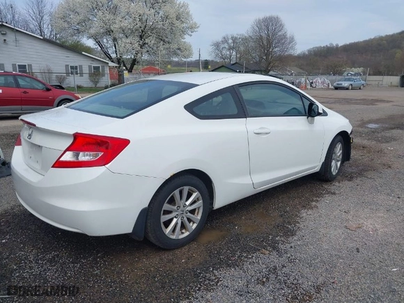 2012 Honda Civic Cpe EX with VIN 2HGFG3B86CH504886, listed as a IAAI auction lot 41997437 with 137,725 mi miles. Bid and sale history available at carsss.com. Image 4.