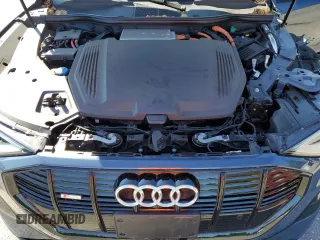 2021 Audi e-tron Sportback Prestige z VIN WA13AAGE8MB037626, wystawiony jako Copart lot #69024824 z przebiegiem 21 649 mil mil oraz Szkoda całkowita • Salvage title. Historia ofert i sprzedaży dostępna na DreamBid. Obrazek 12.