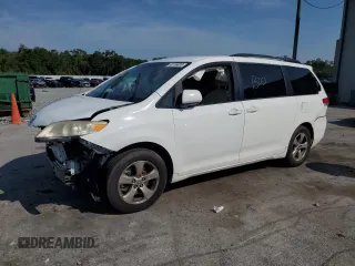 2014 Toyota Sienna LE AAS with VIN 5TDKK3DC2ES457566, listed as a Copart auction lot 58786835 with 252,890 mi miles and Salvage title. Bid and sale history available at DreamBid. Image 1.