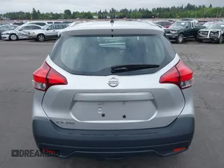 2018 Nissan Kicks SV с VIN 3N1CP5CU8JL540353, выставлен на аукционе IAAI как лот 42245216 с пробегом 45 434 миль миль и . История ставок и продаж доступна на DreamBid. Изображение 17.