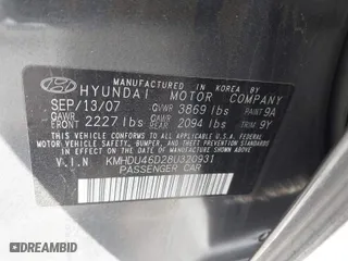 2008 Hyundai Elantra GLS with VIN KMHDU46D28U320931, listed as a IAAI auction lot 41729550 with 184,832 mi miles. Bid and sale history available at carsss.com. Image 9.