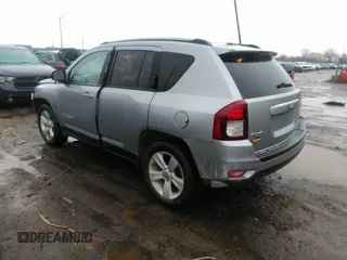 2016 Jeep Compass Sport with VIN 1C4NJDBB0GD520971, listed as a IAAI auction lot 41931731 with 124,038 mi miles and . Bid and sale history available at carsss.com. Image 3.