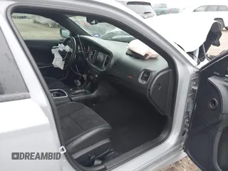 2020 Dodge Charger Scat Pack Widebody z VIN 2C3CDXGJ8LH216563, wystawiony jako IAAI lot #41502637 z przebiegiem Nie podano mil oraz . Historia ofert i sprzedaży dostępna na DreamBid. Obrazek 5.