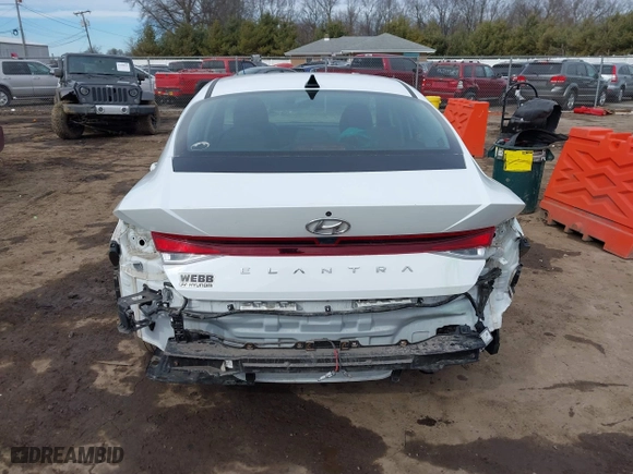 2021 Hyundai Elantra SE with VIN 5NPLL4AG7MH037868, listed as a IAAI auction lot 41689681 with 43,043 mi miles. Bid and sale history available at carsss.com. Image 17.