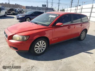 2005 Volvo V50 with VIN YV1MW390452052760, listed as a Copart auction lot 77257134 with 121,335 mi miles and Clean Title. Bid and sale history available at carsss.com. Image 1.