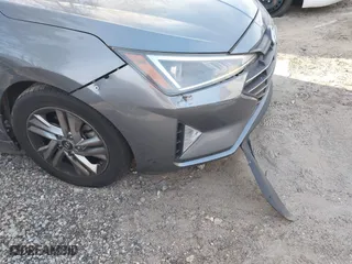 2019 Hyundai Elantra SEL with VIN KMHD84LF2KU823697, listed as a IAAI auction lot 41703684 with 94,852 mi miles. Bid and sale history available at carsss.com. Image 17.