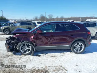 2017 Lincoln MKC Reserve with VIN 5LMCJ3D97HUL70539, listed as a IAAI auction lot 41613759 with 125,547 mi miles and . Bid and sale history available at DreamBid. Image 15.