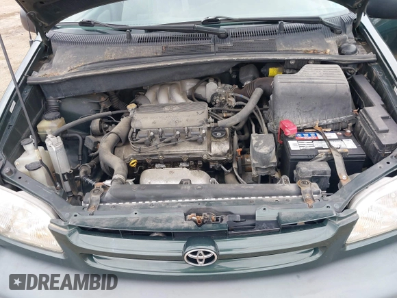 2000 Toyota Sienna LE with VIN 4T3ZF13C9YU258526, listed as a IAAI auction lot 42095633 with 133,871 mi miles. Bid and sale history available at carsss.com. Image 10.