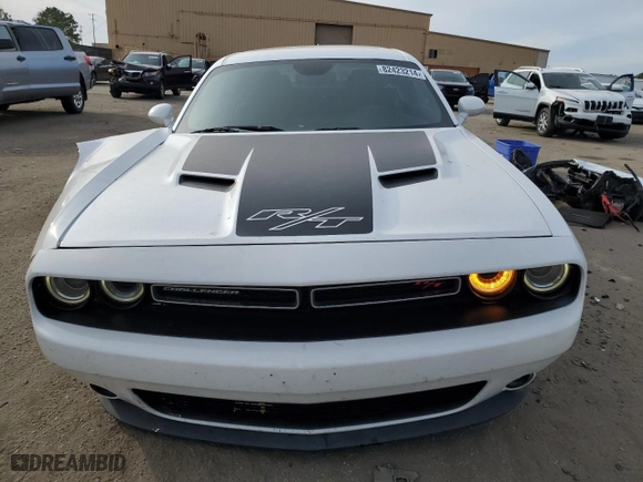 2015 Dodge Challenger R/T with VIN 2C3CDZAT9FH707654, listed as a Copart auction lot 82423214 with 165,880 mi miles and Salvage Title. Bid and sale history available at carsss.com. Image 5.