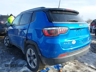 2020 Jeep Compass Limited with VIN 3C4NJDCB7LT147155, listed as a IAAI auction lot 41654100 with 66,205 mi miles. Bid and sale history available at carsss.com. Image 3.