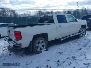 2015 Chevrolet Silverado 1500 LT with VIN 3GCUKREC7FG426159, listed as a IAAI auction lot 40960152 with 120,107 mi miles. Bid and sale history available at carsss.com. Image 4.