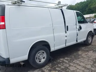 2017 Chevrolet Express Cargo with VIN 1GCWGAFF7H1345734, listed as a IAAI auction lot 42438389 with 184,130 mi miles and . Bid and sale history available at DreamBid. Image 6.