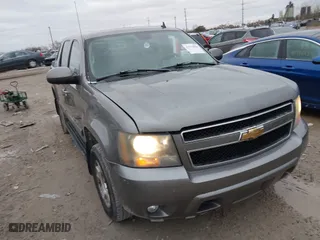 2007 Chevrolet Avalanche LT w/3LT with VIN 3GNFK12367G123414, listed as a IAAI auction lot 41702886 with 253,515 mi miles. Bid and sale history available at carsss.com. Image 6.