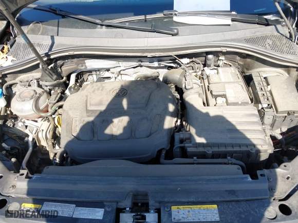 2021 Volkswagen Tiguan SE with VIN 3VV2B7AX3MM116529, listed as a IAAI auction lot 41839843 with 45,287 mi miles. Bid and sale history available at carsss.com. Image 10.