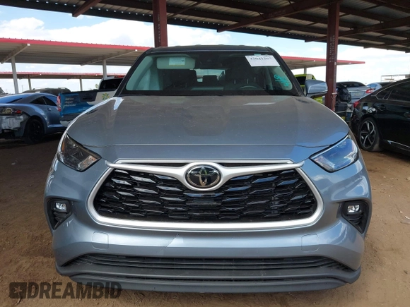 2024 Toyota Highlander LE with VIN 5TDKDRAH3RS051413, listed as a IAAI auction lot 42041267 with 33,210 mi miles and . Bid and sale history available at DreamBid. Image 12.