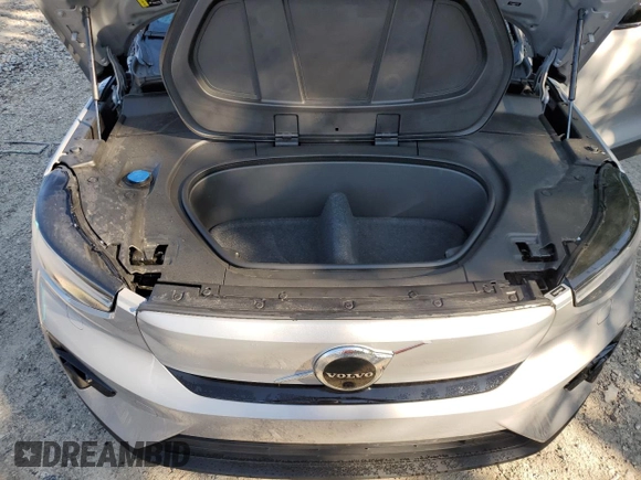 2023 Volvo XC40 Ultimate with VIN YV4ED3UM8P2946867, listed as a Copart auction lot 63029375 with 13,663 mi miles and Salvage title. Bid and sale history available at DreamBid. Image 12.
