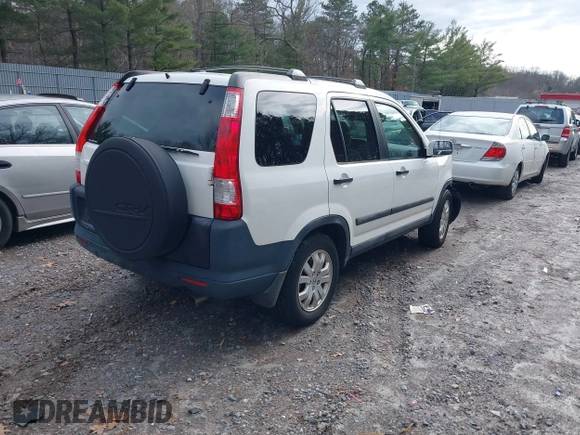 2005 Honda CR-V EX with VIN SHSRD78895U319168, listed as a IAAI auction lot 38894224 with 113,330 mi miles. Bid and sale history available at carsss.com. Image 4.