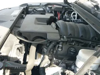 2018 Chevrolet Suburban Premier z VIN 1GNSKJKC8JR382279, wystawiony jako IAAI lot #42129937 z przebiegiem 107 799 mil mil oraz . Historia ofert i sprzedaży dostępna na DreamBid. Obrazek 19.