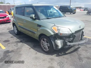 2010 Kia Soul + with VIN KNDJT2A27A7107692, listed as a IAAI auction lot 42135113 with 164,349 mi miles and . Bid and sale history available at DreamBid. Image 1.