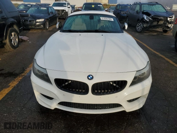 2011 BMW Z4 sDrive35is with VIN WBALM1C55BE393706, listed as a Copart auction lot 81055784 with 87,901 mi miles and Clean title. Bid and sale history available at DreamBid. Image 5.
