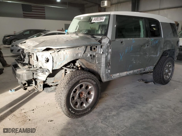 2012 Toyota FJ Cruiser with VIN JTEBU4BF9CK129302, listed as a Copart auction lot 84932364 with 127,851 mi miles and Salvage Title. Bid and sale history available at carsss.com. Image 1.