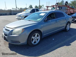 2008 Chevrolet Malibu LS w/1LS with VIN 1G1ZG57B68F288888, listed as a IAAI auction lot 41665485 with 186,024 mi miles. Bid and sale history available at carsss.com. Image 2.